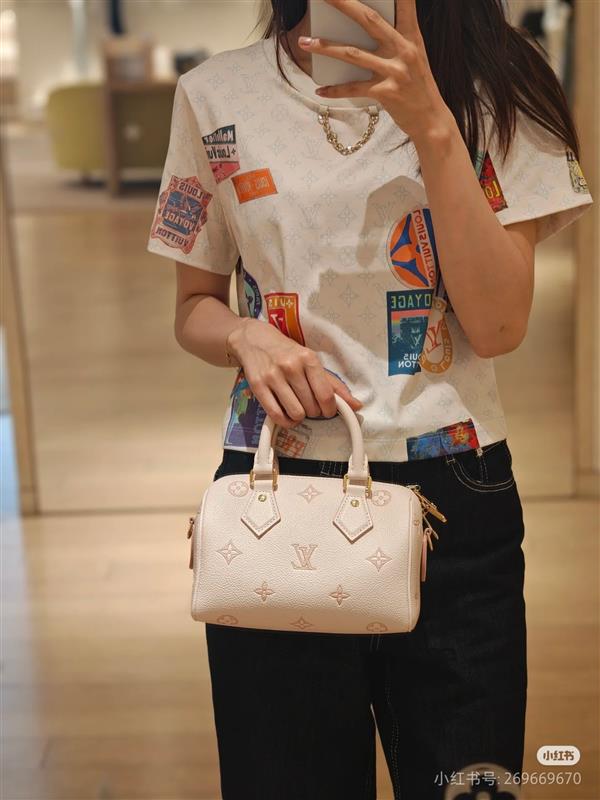 2026120163139843 330